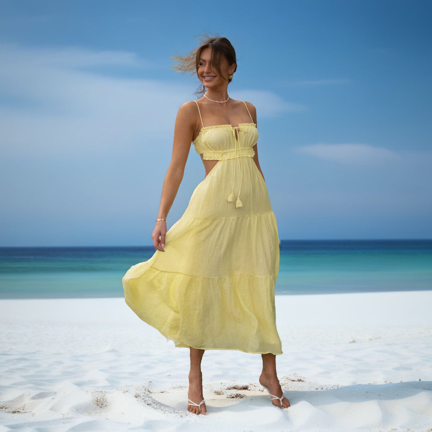 FREJA™ | Elegant sommarklänning med svepande siluett